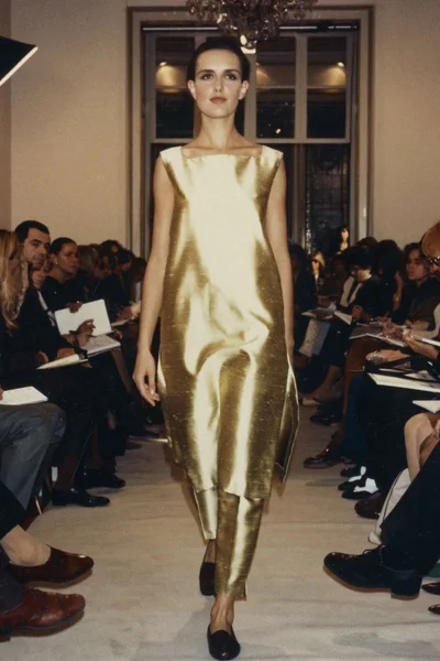Look 18